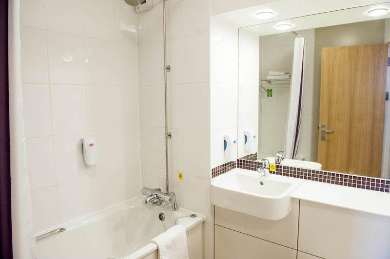 Premier Inn Dunstable / Luton Ngoại thất bức ảnh